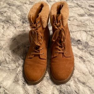 10 Boots light brown